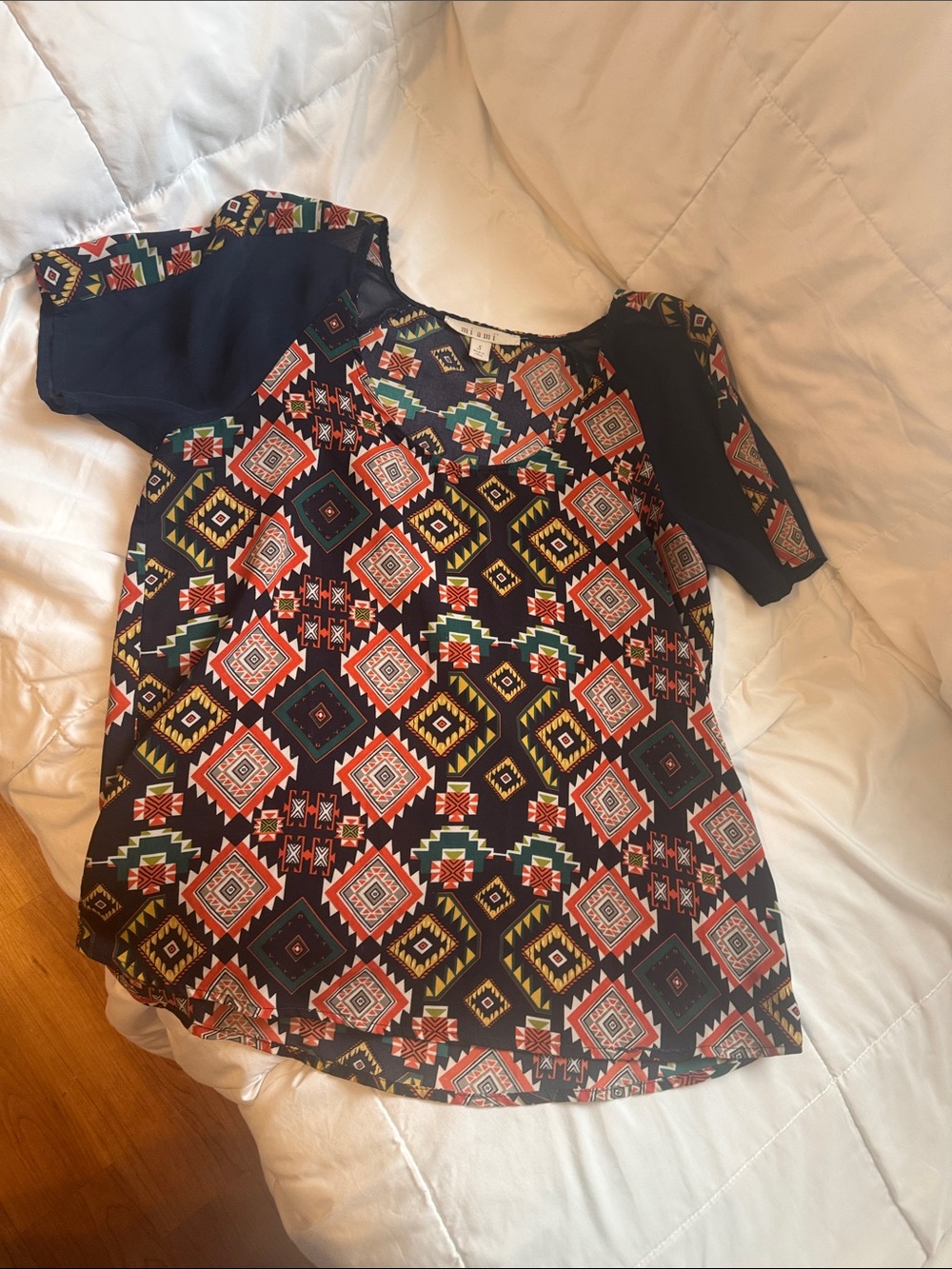 miami Navy Geometric Print Short Sleeve Blouse